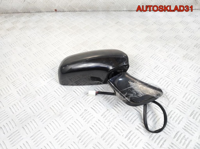 Зеркало правое Toyota Corolla Verso 879100F040A0