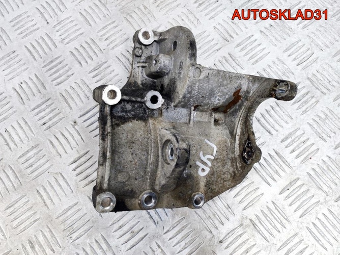 Кронштейн гидроусилителя Hyundai H 1 252714A001