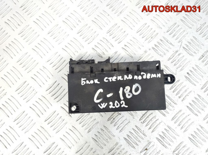 Блок управления стеклоподъемниками Mercedes W202
