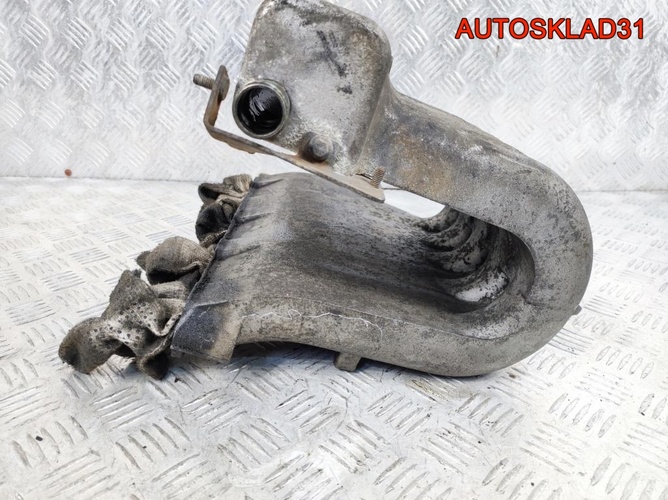 Коллектор впускной VW Transporter 4 074129713D