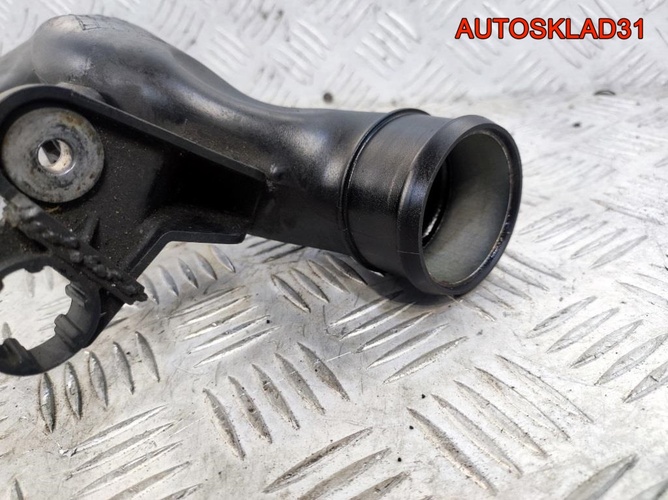 Патрубок интеркулера VW Tiguan 1,4 CAV 1K0145770R