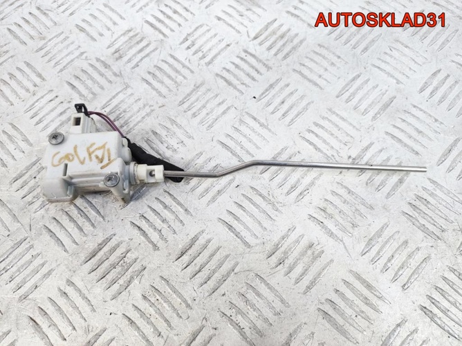 Активатор замка крышки бензобака VW Golf 6