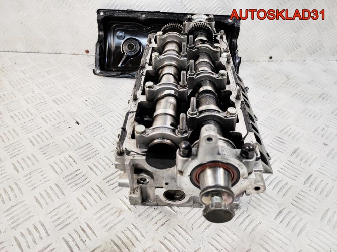 Головка блока правая Audi A6 C5 2,5 BDG Дизель