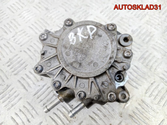 Насос вакуумный Audi A4 B7 2.0 BLB 03G145209