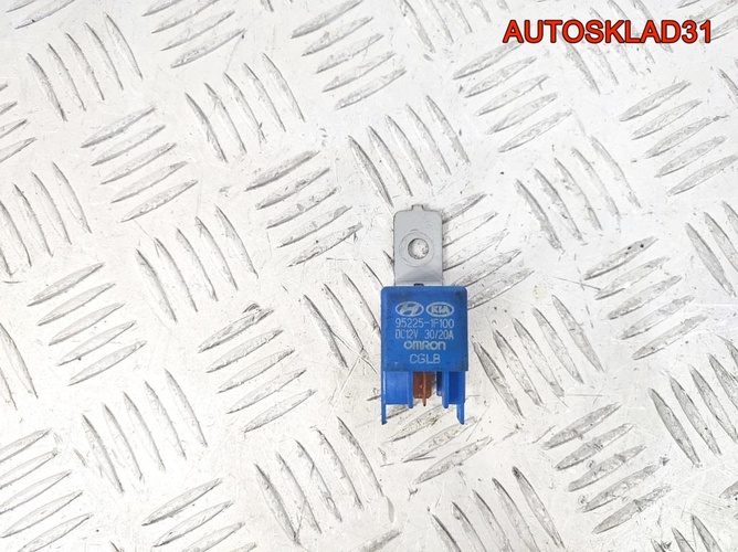 Реле стеклоочистителей Kia Ceed 952251F100