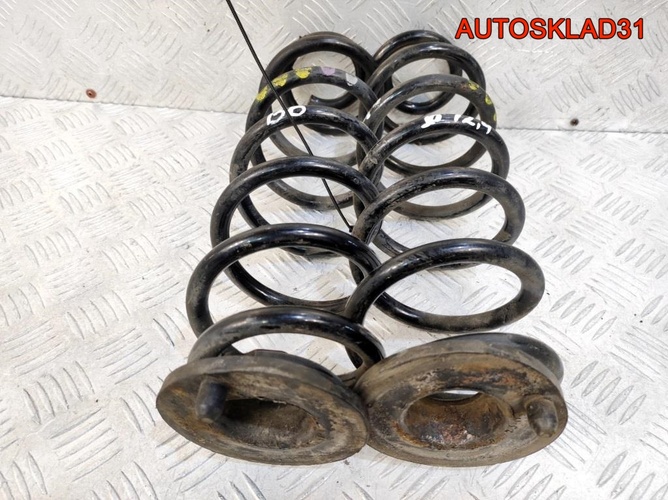 Пружина задняя комплект VW Passat B6 3C0511115AE