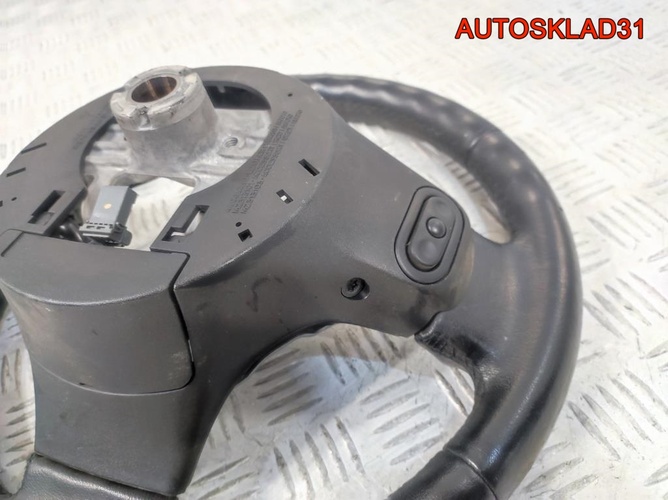 Рулевое колесо Кожа Mitsubishi Colt MR955202