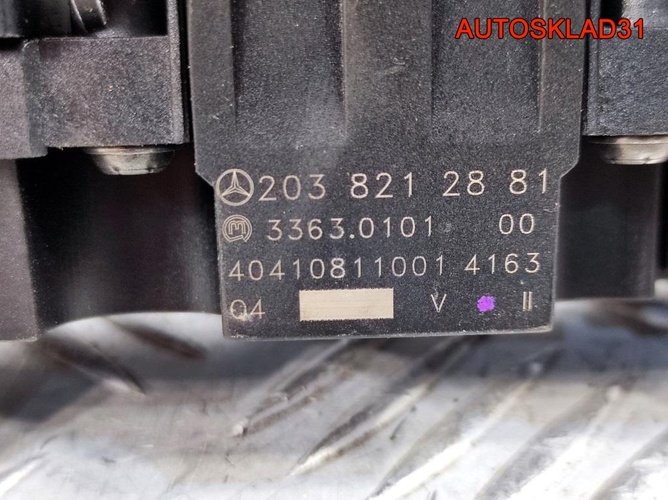 Блок кнопок Mercedes Benz W203 A2038212881