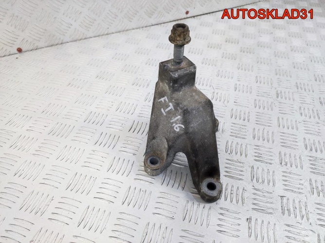 Кронштейн левый МКПП  Ford Focus 1 98AB7M125CG