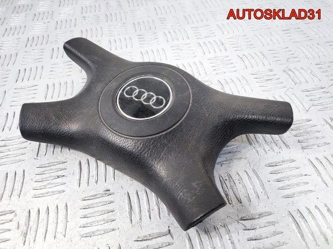 Накладка рулевого колеса Audi A6 C4 8A0951525B