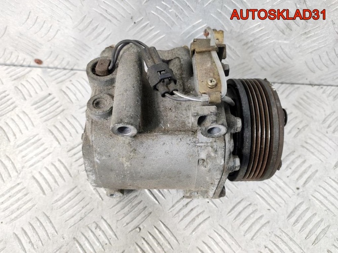 Компрессор кондиционера Mitsubishi Carisma DA 4G93