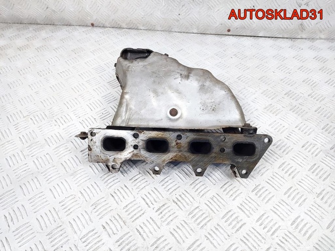 Коллектор выпускной Renault Megane 1.6 K4M 812