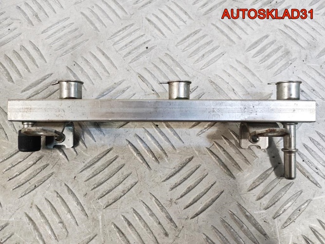 Рейка топливная Opel Corsa D 1,0 Z10XEP 0280151207