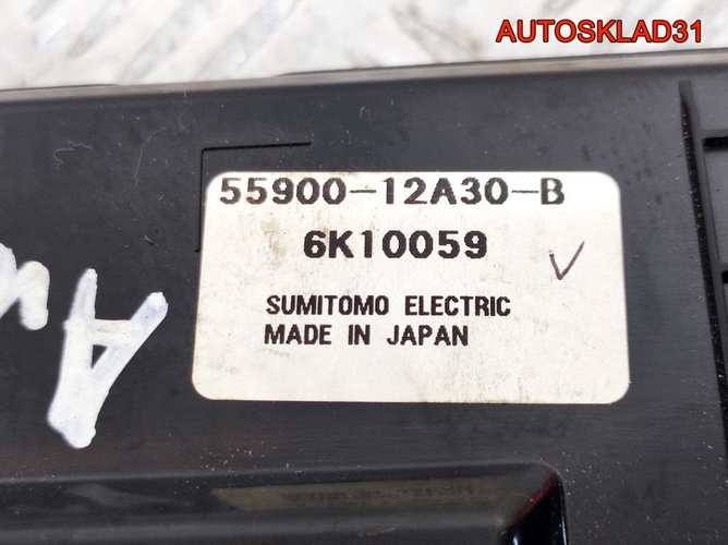 Блок управления климата Toyota Auris 5590012A30
