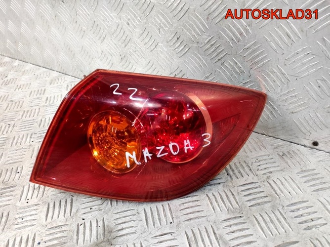 Фонарь задний правый Mazda 3 BP4K51170D Хетчбэк