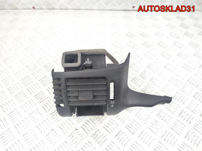 Дефлектор воздушный левый Opel Vectra B 90463805