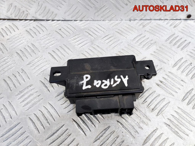 Блок подогрева сидений Opel Astra J 13575063