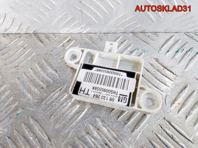 Датчик AIR BAG Opel Zafira A 09133264