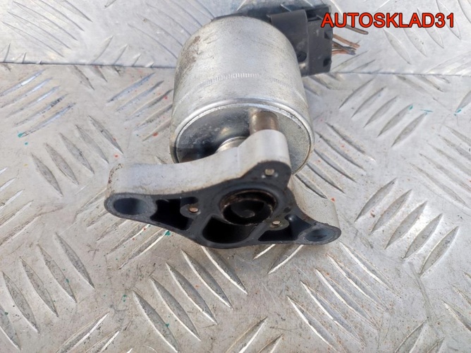 Клапан ЕГР EGR Opel Astra G 1,6 Z16SE 17200272