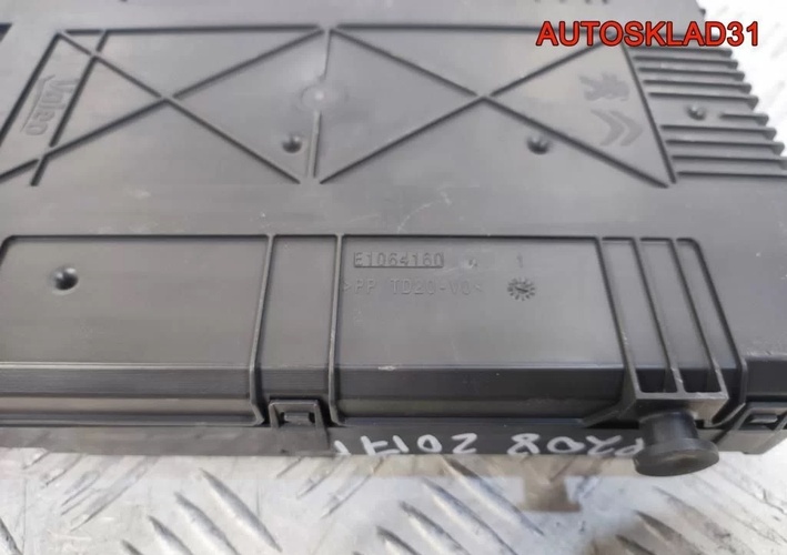 Блок предохранителей Peugeot 208 9807531680 Бензин