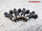 Форсунка топливная VW Golf 5 1,6 BSE 06A906031CE (Изображение 2)