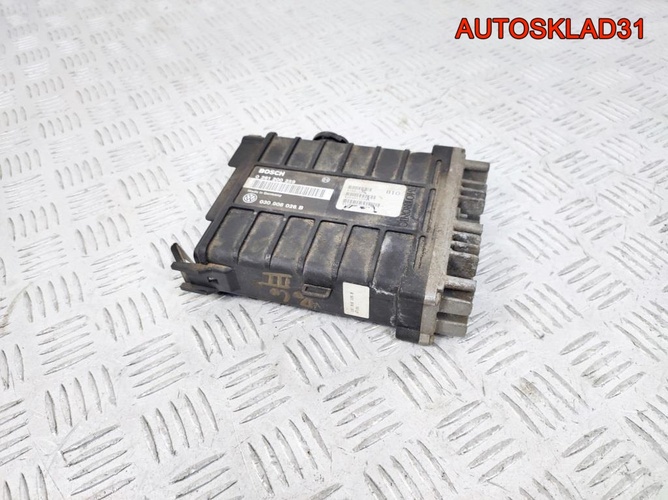 Блок эбу Volkswagen Polo 030906026B 1.3 Бензин
