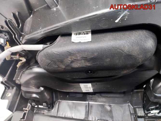 Торпедо Opel Astra J 13301067