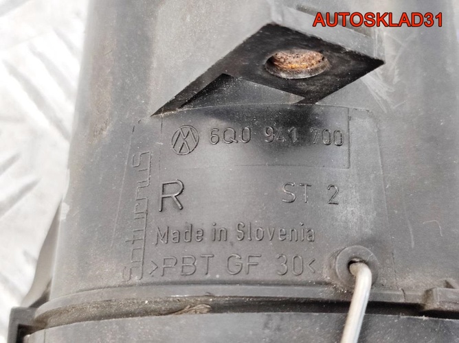 Фара противотуманная правая VW Polo 4 6Q0941700