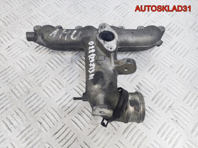 Коллектор впускной VW Golf 3 1,9 AHU 028129713N