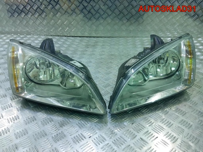 Фара левая правая Ford Focus 2 1480990 Дорест