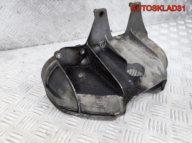 Экран тепловой VW Touran 2,0 BSX 06A133228P
