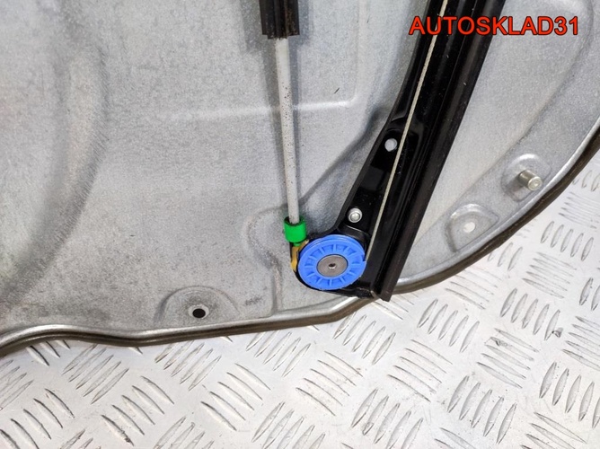 Стеклоподъемник передний левый VW Polo 6Q4837755