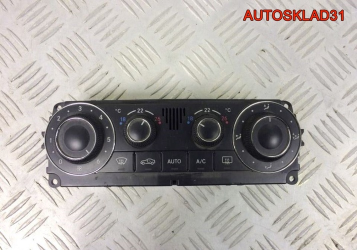 Блок климата Mercedes Benz W203 A2038303485