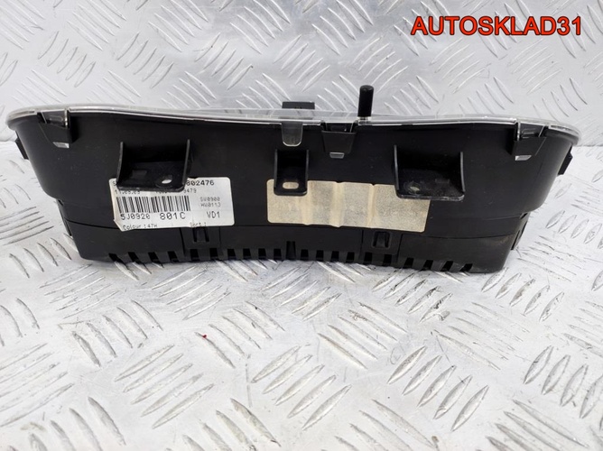 Панель приборов Skoda Fabia 2 1,4 TDI 5J0920801C