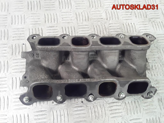 Коллектор впускной VW Passat B5+ 07D133204J