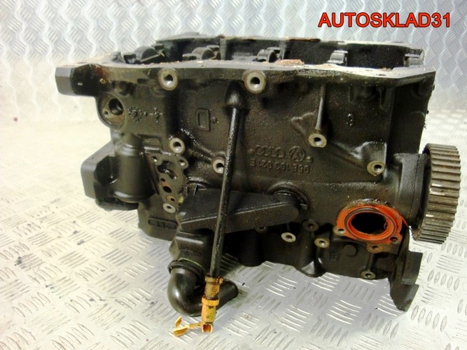 Блок двигателя AEB Audi А4 B5 1,8 турбо 058103021E