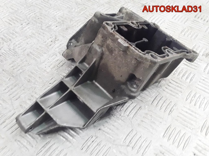 Кронштейн ГУР Mercedes W203 М111.955 R1112361330