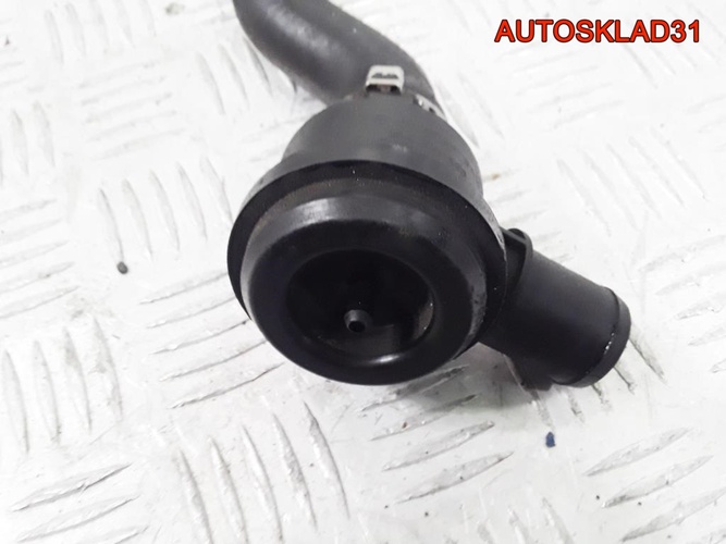  Клапан перепускной Audi A4 B5 058145710