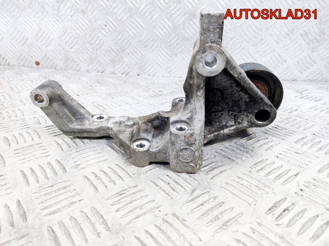 Кронштейн генератора Hyundai H 1 374724A000