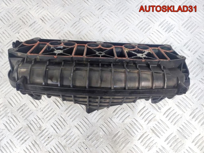 Коллектор впускной VW Touran 2,0 BMN 03G129711AP