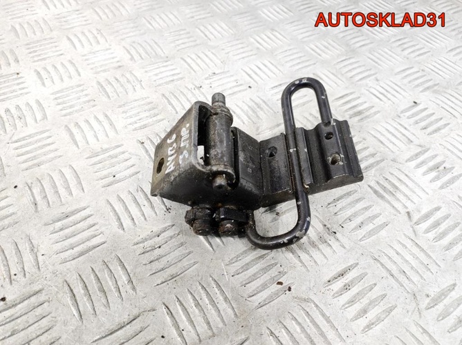 Петля двери задней правой нижняя Audi A4 B6
