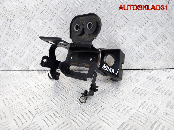 Кронштейн блока ABS Opel Astra J A14NET 13264387