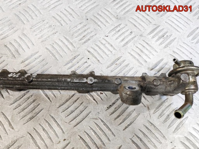Рейка топливная Mitsubishi Carisma DA 1,6 4G92