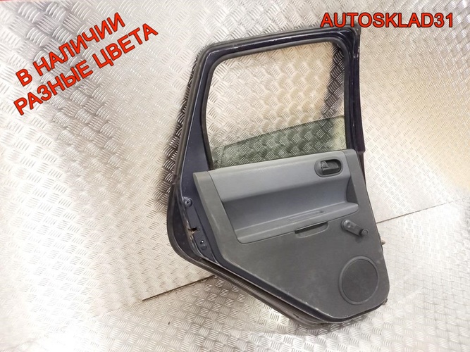 Дверь задняя левая Mitsubishi Colt Z3 MN161891