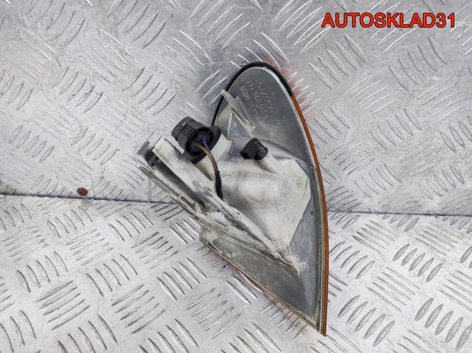 Указатель поворота правый BMW E46 63136902766