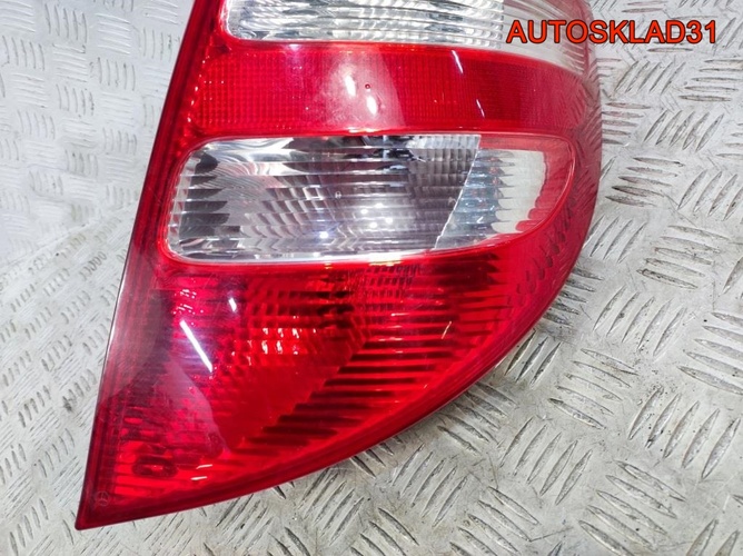 Фонарь задний правый Mercedes W169 A1698200464