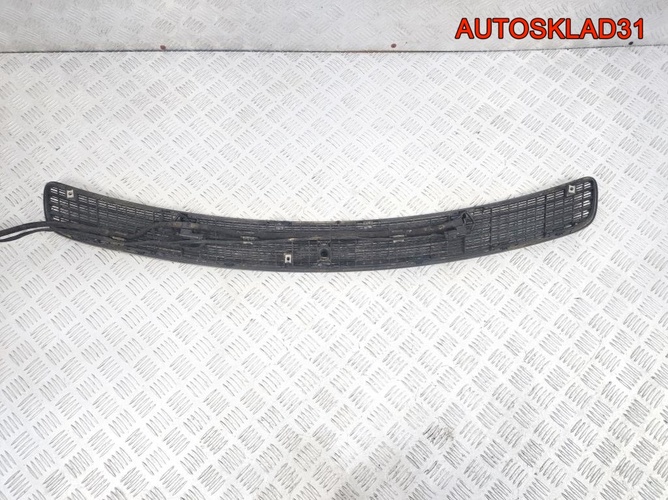 Решетка в капот Mercedes Benz W203 A2038801905