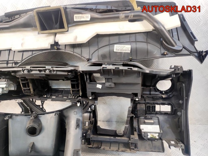 Торпедо Голое Nissan Note E11 Не востановленная