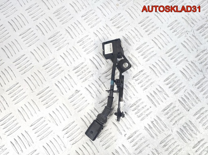 Датчик ускорения пневмоподвески Audi A8 4E0907651G
