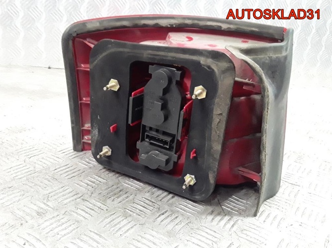 Фонарь задний правый Audi A6 C5 4B9945096F Combi